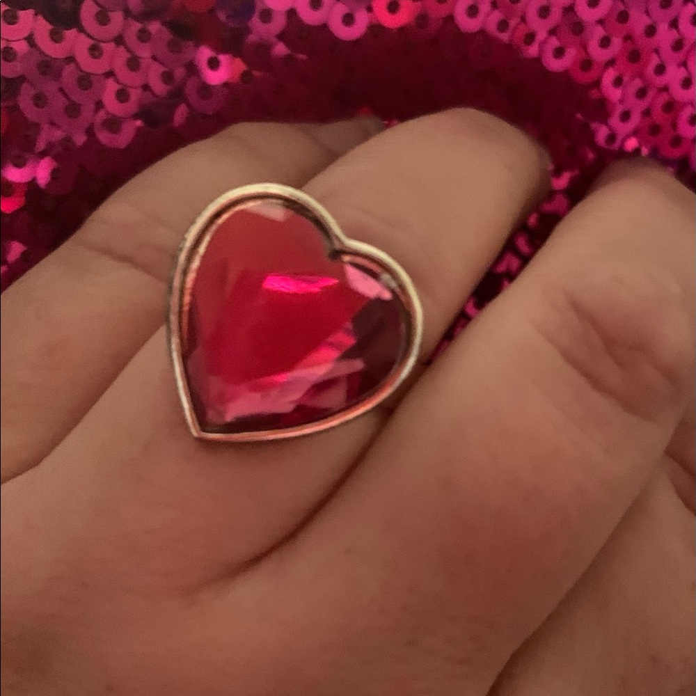 💗Pretty pink heart ring💍 💗